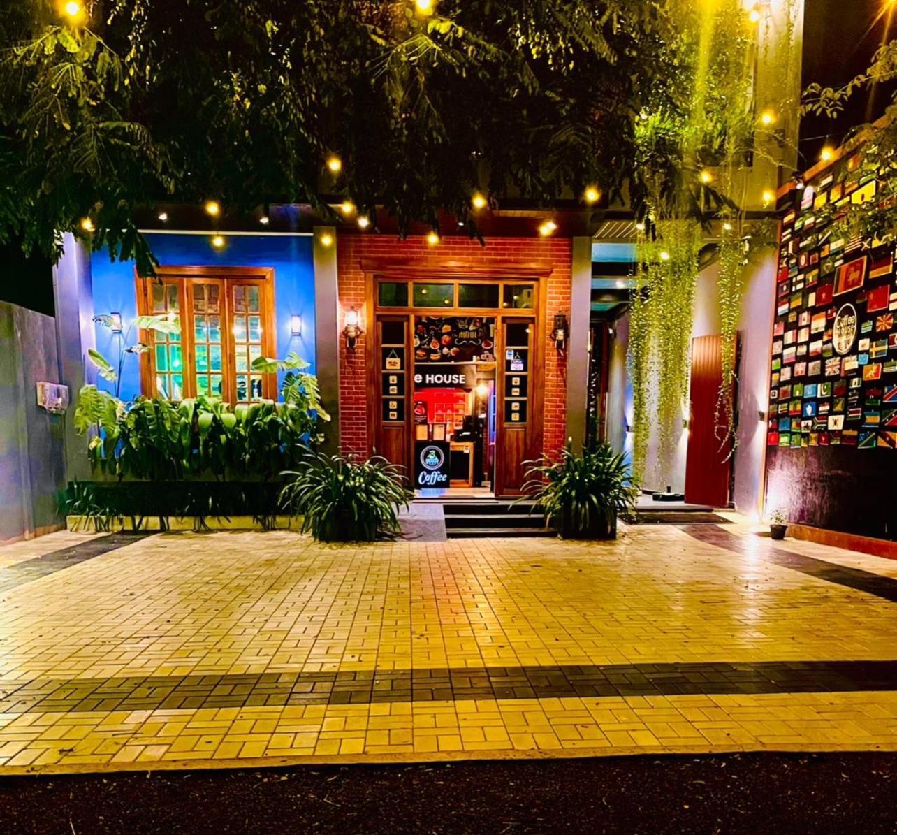 Coffee House Dambulla Hotel Exterior foto